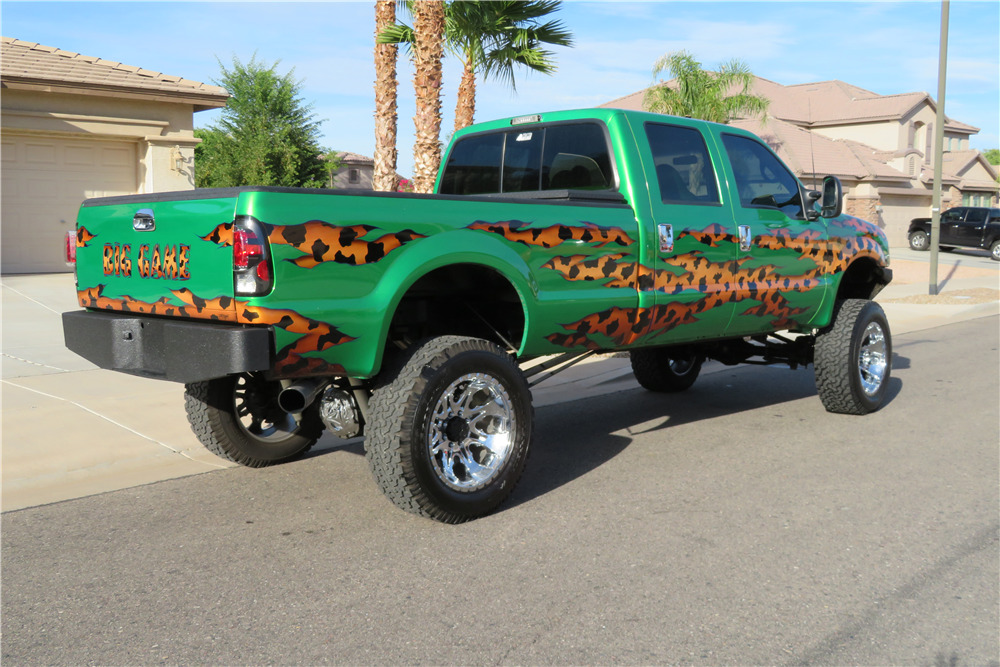 2001 FORD F-250 CUSTOM TRUCK - Rear 3/4 - 200144
