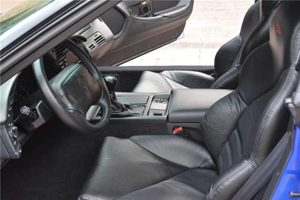 1996 CHEVROLET CORVETTE GRAND SPORT CONVERTIBLE - Interior - 200468
