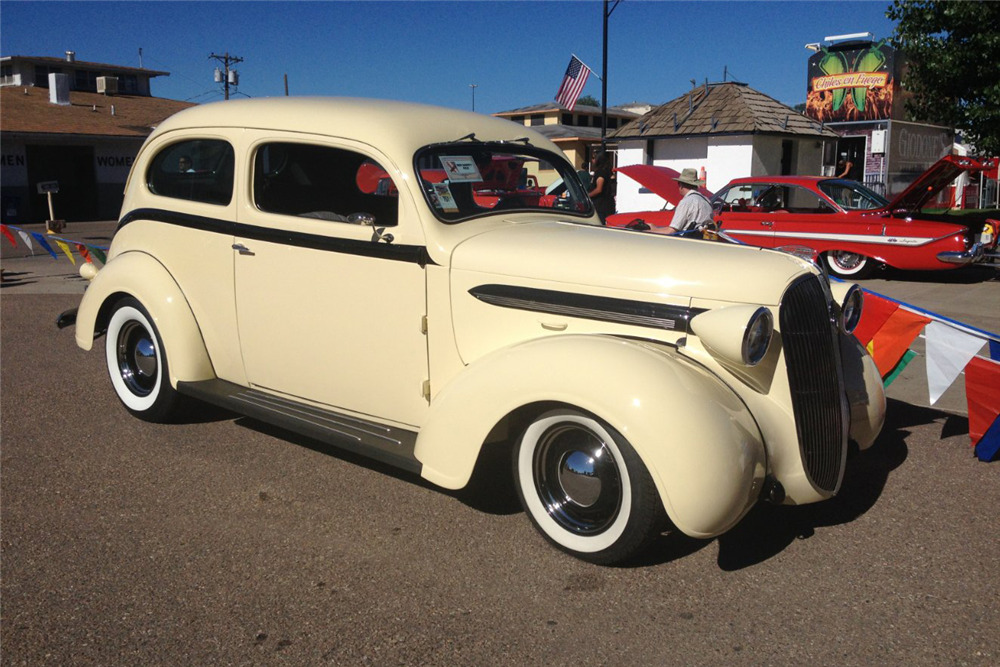 1937 PLYMOUTH CUSTOM COUPE - Side Profile - 200565