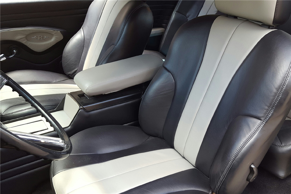1967 BUICK RIVIERA CUSTOM COUPE - Interior - 200653