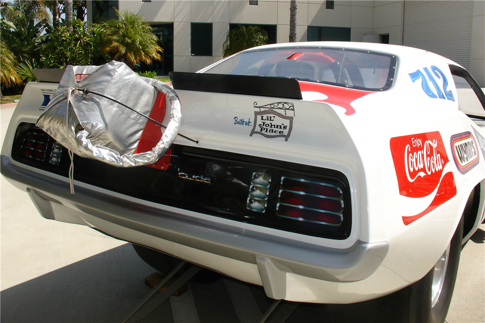 1972 PLYMOUTH BARRACUDA MATTEL HOT WHEELS "SNAKE II" FUNNY CAR - Rear 3/4 - 200686