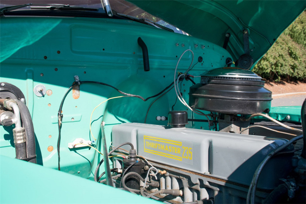1952 CHEVROLET SUBURBAN  - Engine - 200718