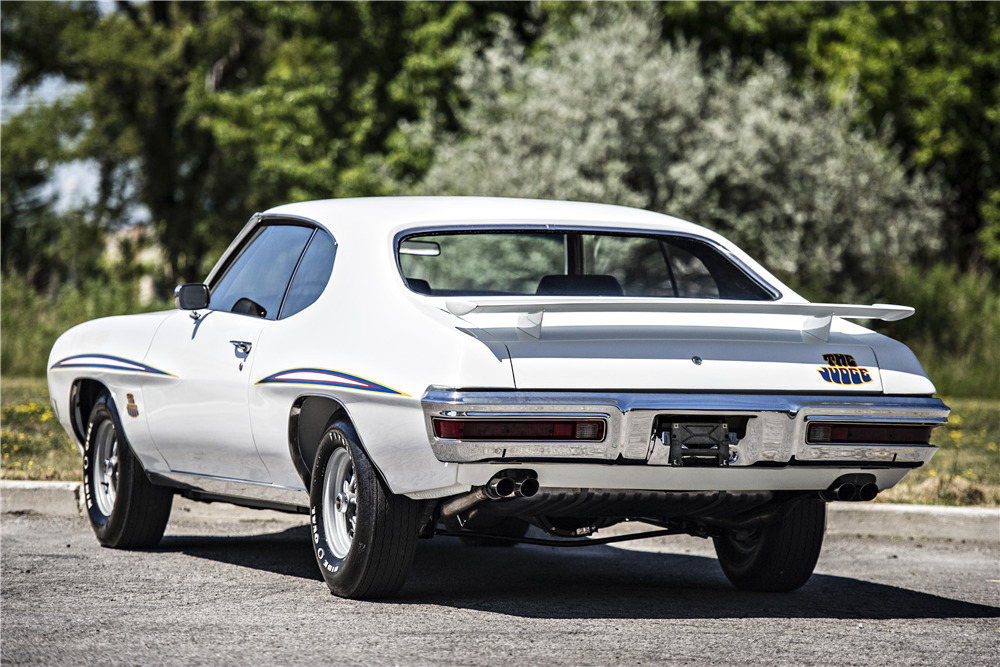 1970 PONTIAC GTO JUDGE RAM AIR III - Rear 3/4 - 200841