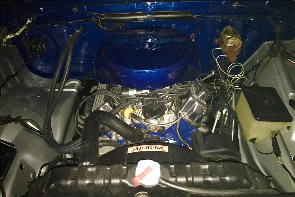 1976 FORD F-100 PICKUP - Engine - 200900