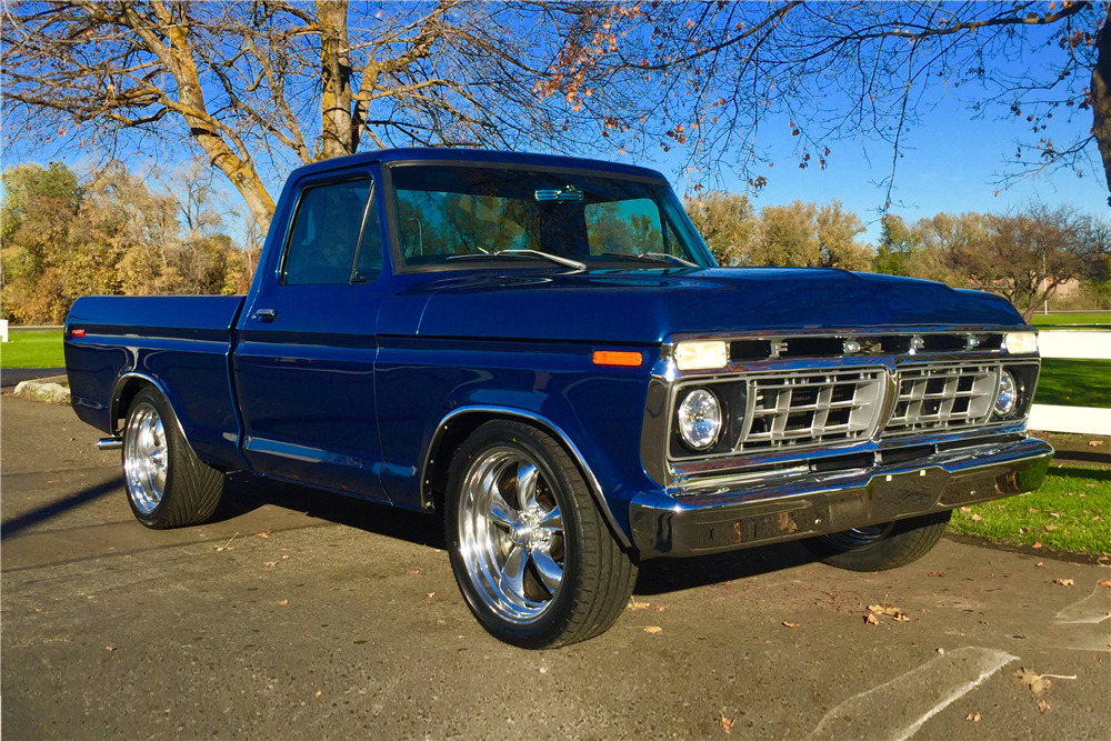 1976 FORD F-100 PICKUP - Front 3/4 - 200900
