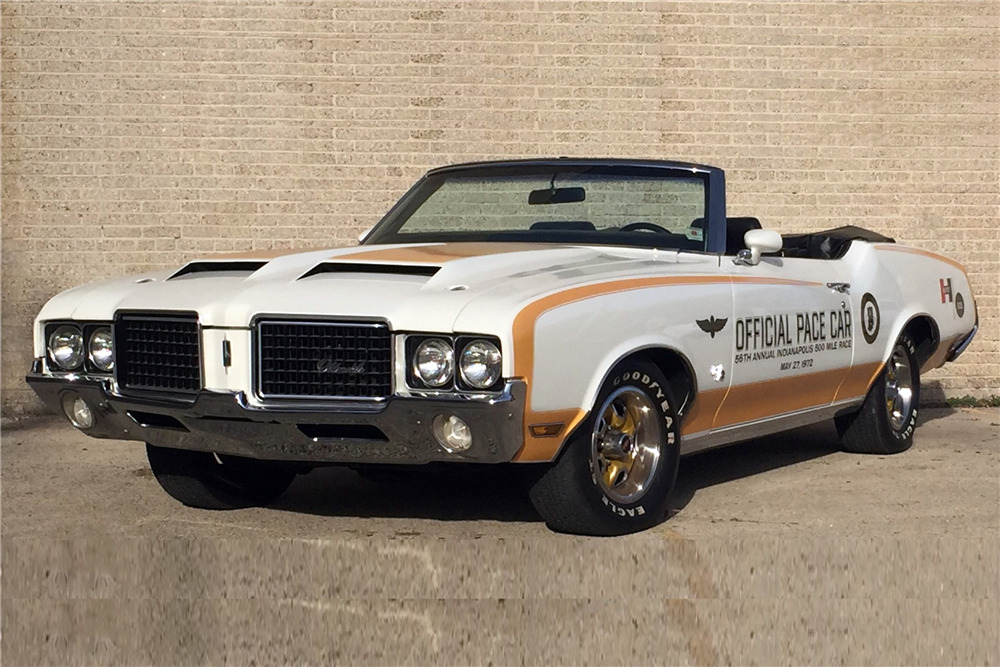 Photo A.006103 HURST-OLDS CUTLASS SUPREME CONVERTIBLE INDY 500 PACE CAR 1972 