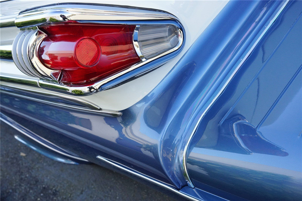 1958 MERCURY TURNPIKE CRUISER - 201095 Sold* at Scottsdale 2017 - Lot #828  1958 MERCURY TURNPIKE CRUISER  https://BarrettJacksonCDN.azureedge.net/staging/carlist/items/Fullsize/Cars/201095/201095_Front_3-4_Web.jpg  Lot #828 1958 