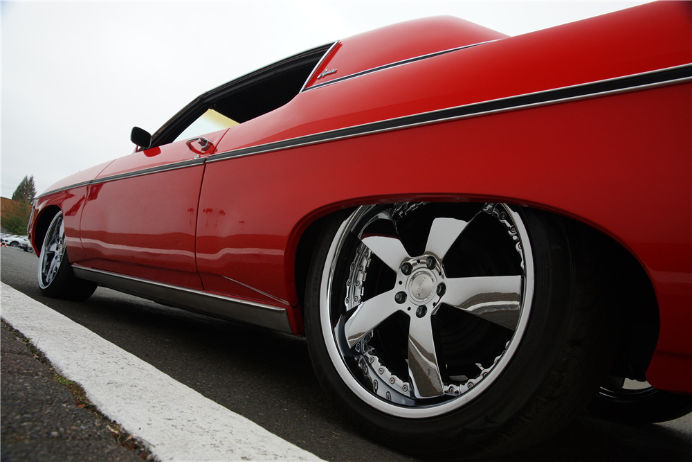 1969 CHEVROLET CAPRICE CUSTOM HARDTOP - Side Profile - 201099