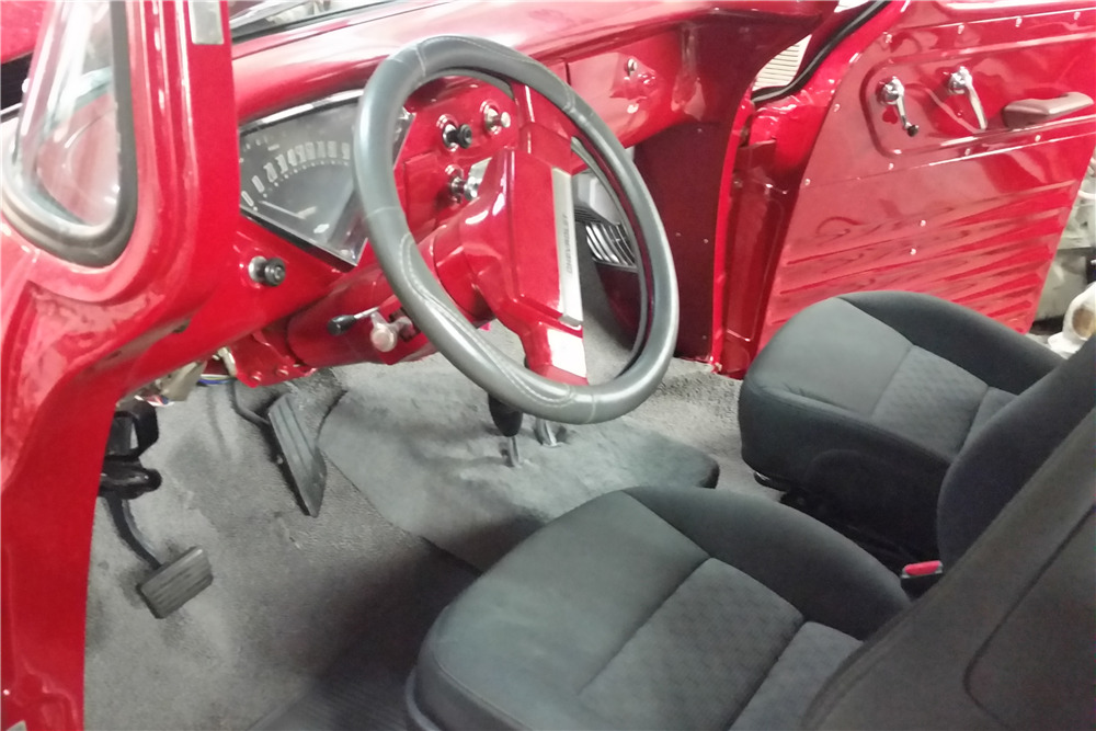 1957 CHEVROLET 1500 CUSTOM PICKUP - Interior - 201182