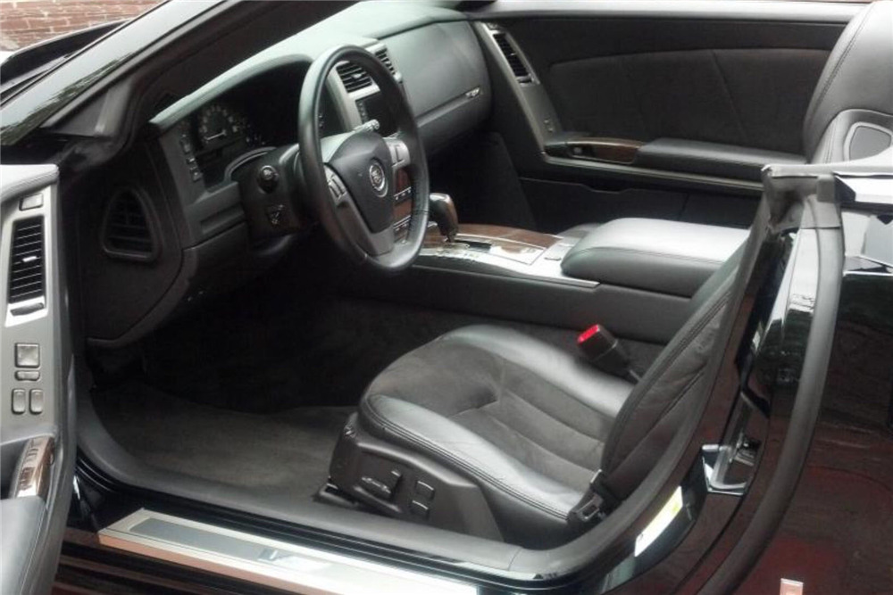 2007 CADILLAC XLR-V CONVERTIBLE - Interior - 201207