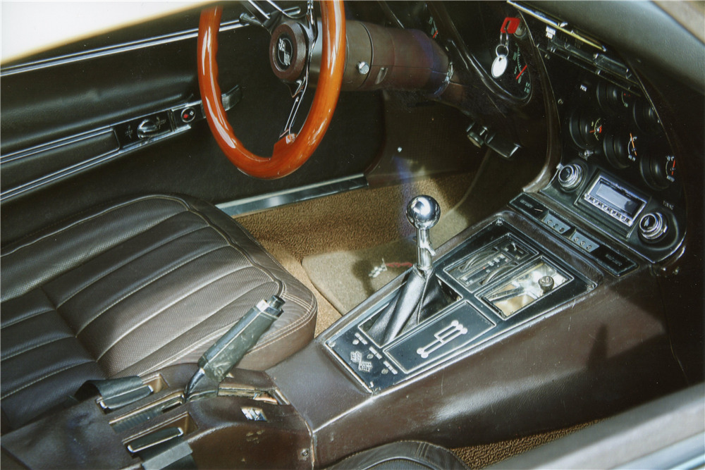 1968 CHEVROLET CORVETTE 327/350 CONVERTIBLE - Interior - 201251