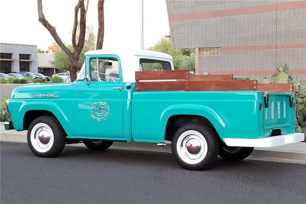 1960 FORD F-100 PICKUP - Rear 3/4 - 201262