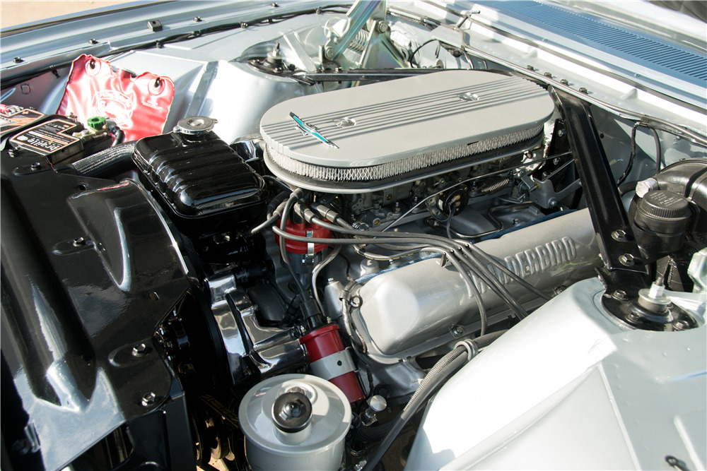 1962 FORD THUNDERBIRD CONVERTIBLE - Engine - 201307