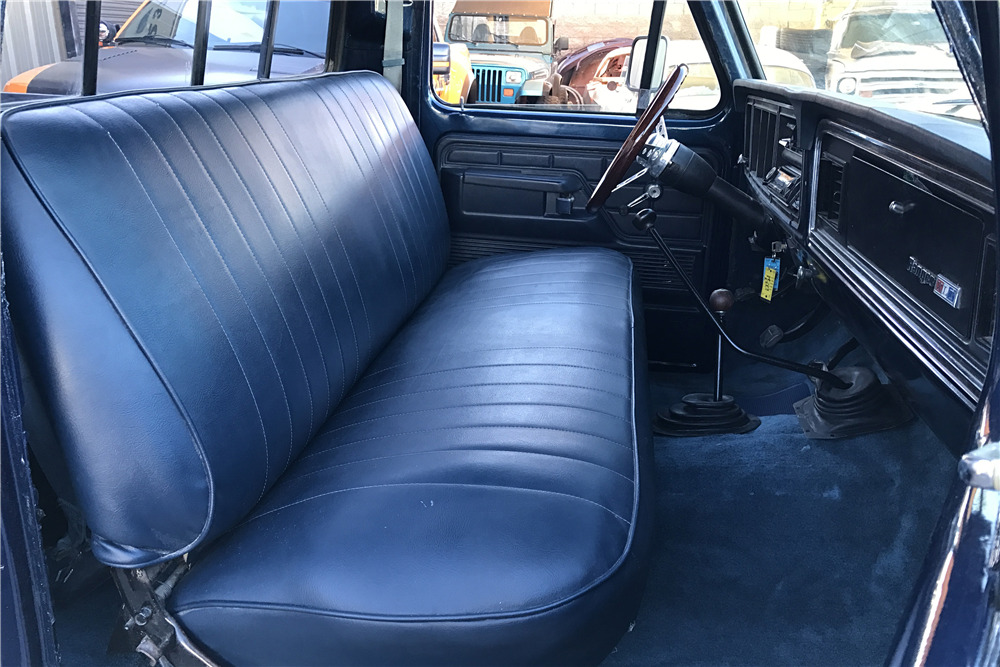 1976 FORD F-100 4X4 PICKUP - Interior - 201426