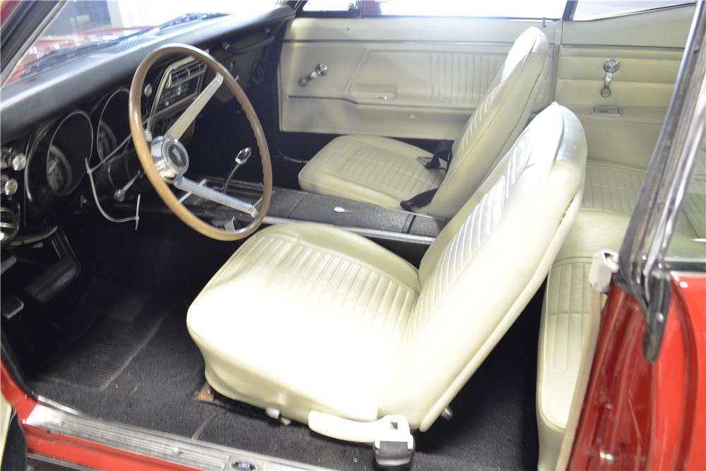 1967 PONTIAC FIREBIRD  - Interior - 201432