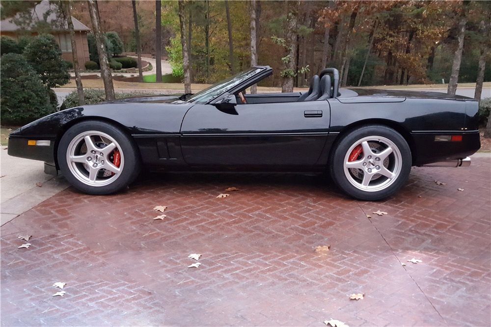 1988 CHEVROLET CORVETTE CUSTOM ROADSTER - Side Profile - 201434