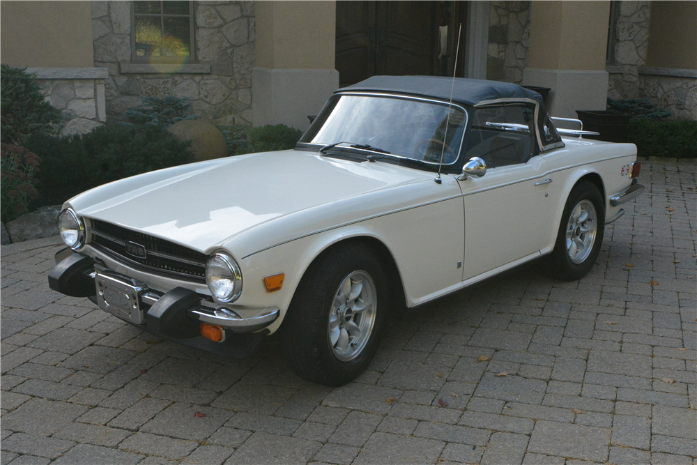 1976 TRIUMPH TR-6 CONVERTIBLE