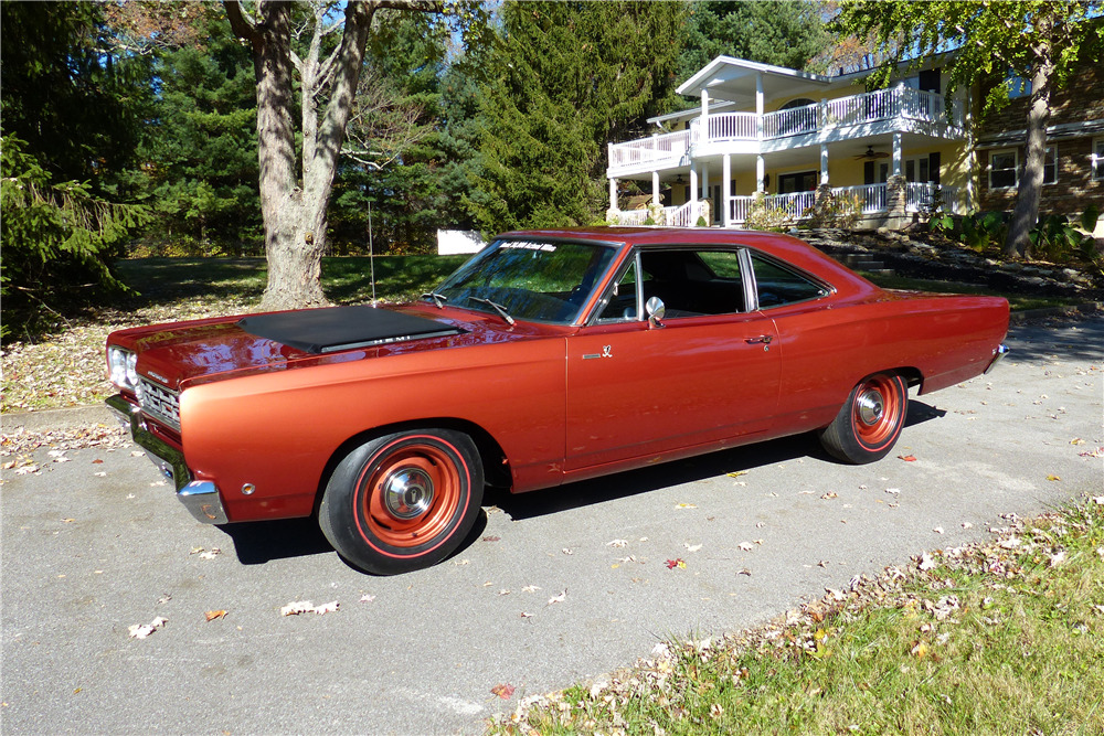 1968 PLYMOUTH HEMI ROAD RUNNER  - Front 3/4 - 201722