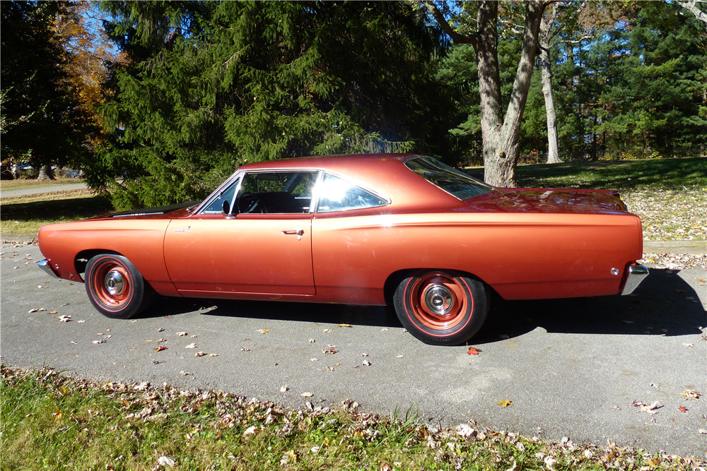 1968 PLYMOUTH HEMI ROAD RUNNER  - Side Profile - 201722