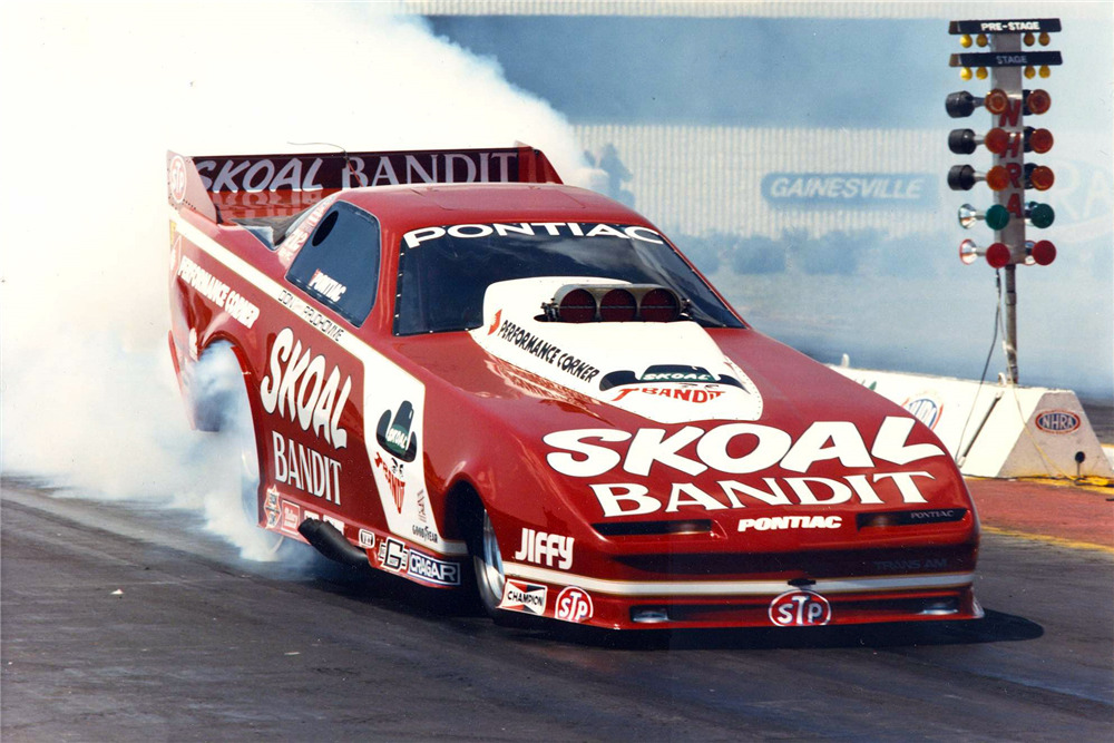 1989 PONTIAC TRANS AM "SKOAL BANDIT" FUNNY CAR - Front 3/4 - 201723