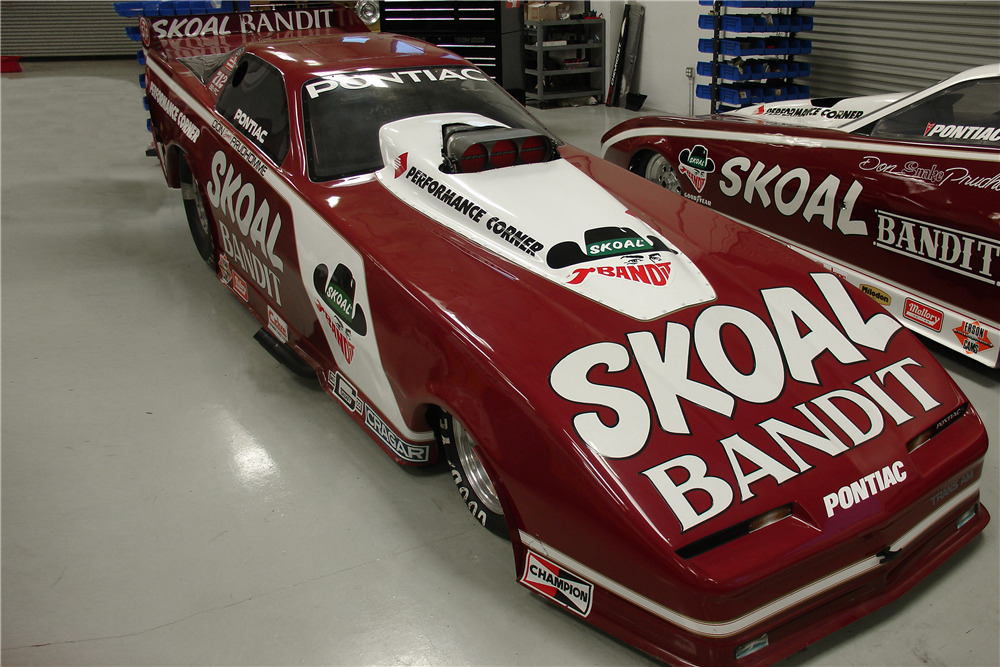 1989 PONTIAC TRANS AM "SKOAL BANDIT" FUNNY CAR - Side Profile - 201723