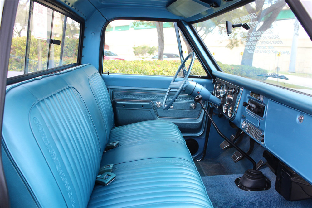 1972 CHEVROLET C20 PICKUP - Interior - 201956
