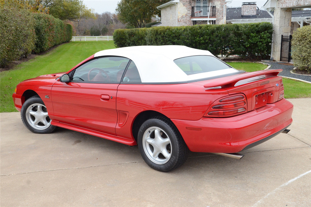 1994 ford mustang gt convertible rear 3 4 202155