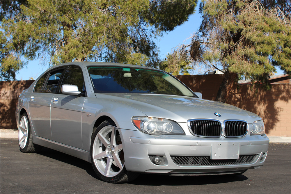 2007 BMW 750LI 4-DOOR SEDAN - Front 3/4 - 202224