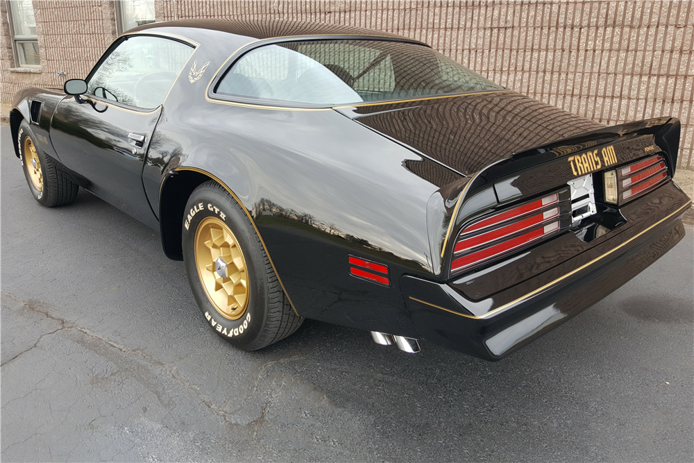 1976 PONTIAC FIREBIRD TRANS AM  - Rear 3/4 - 202358