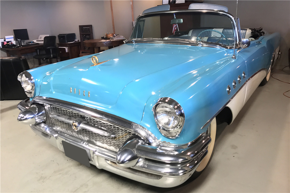 1955 BUICK ROADMASTER CONVERTIBLE - Front 3/4 - 202363