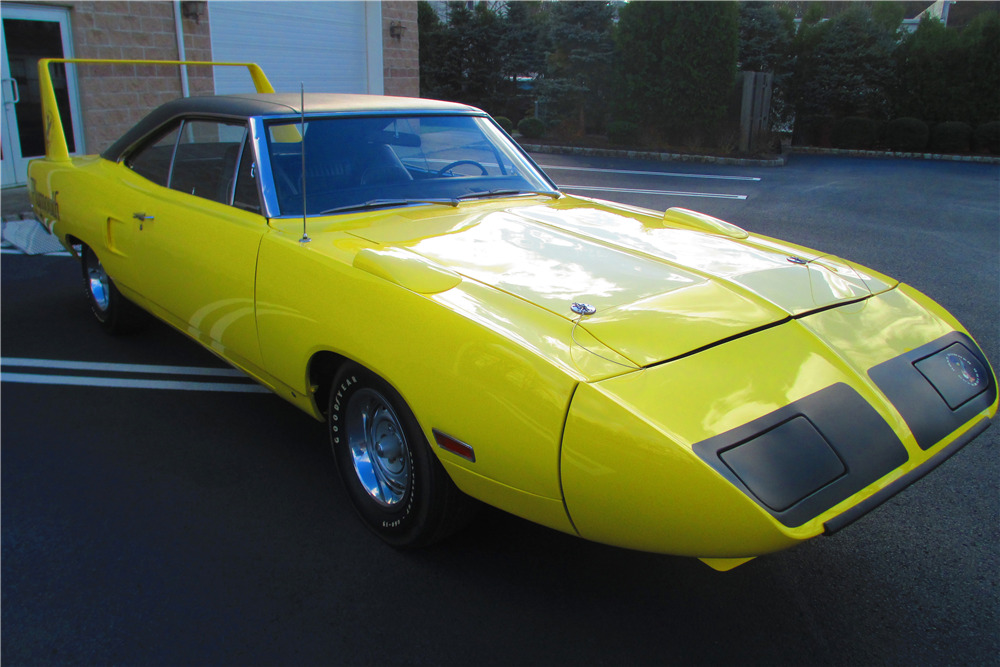 1970 PLYMOUTH SUPERBIRD  - Front 3/4 - 202849