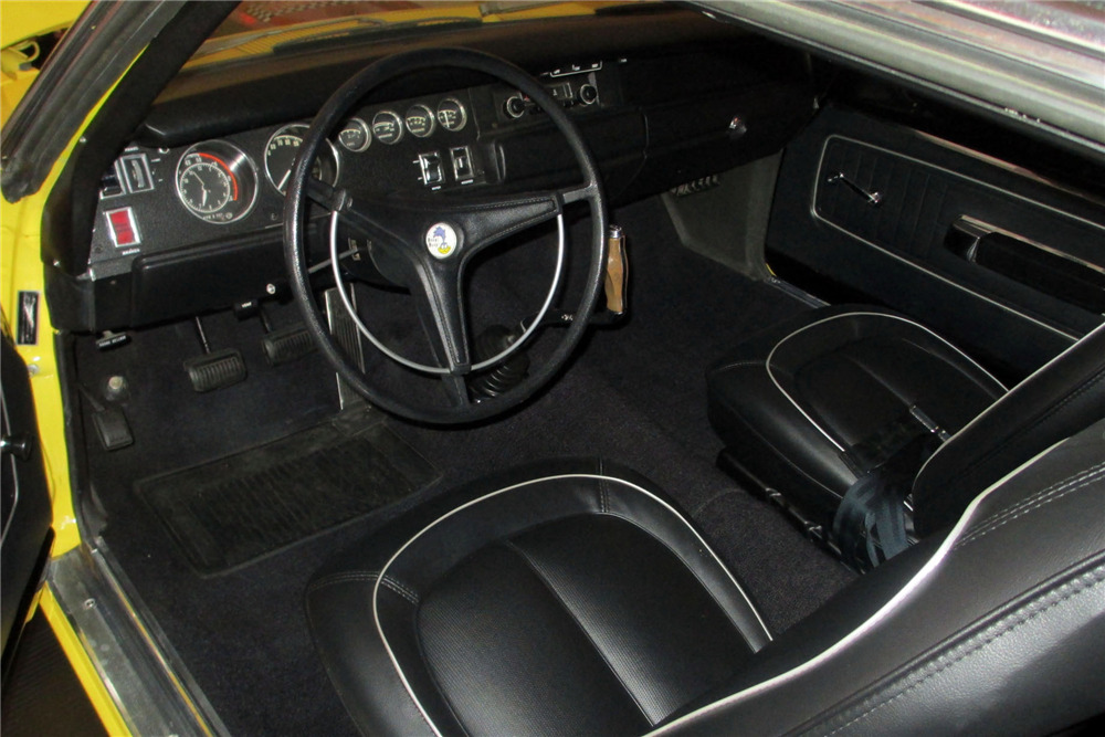 1970 PLYMOUTH SUPERBIRD  - Interior - 202849