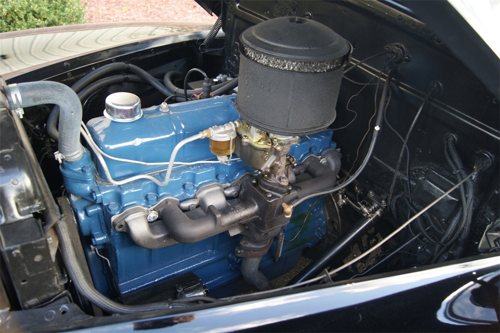 1948 CHEVROLET FLEETMASTER  - Engine - 203856