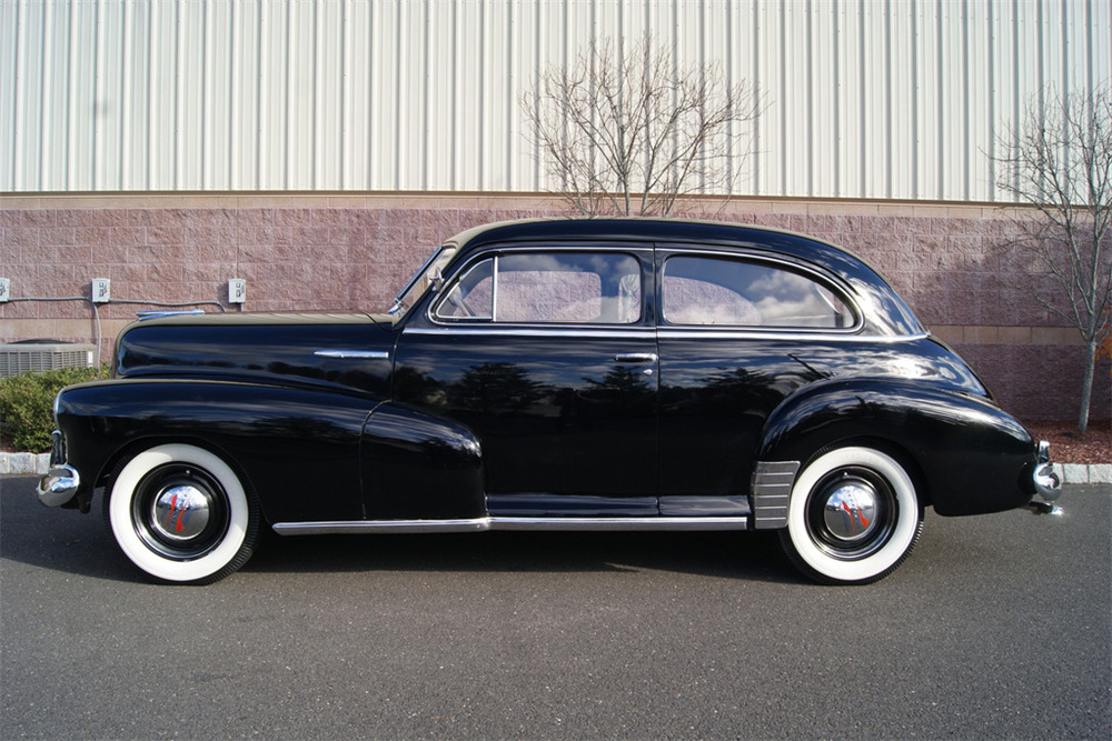 1948 CHEVROLET FLEETMASTER  - Side Profile - 203856
