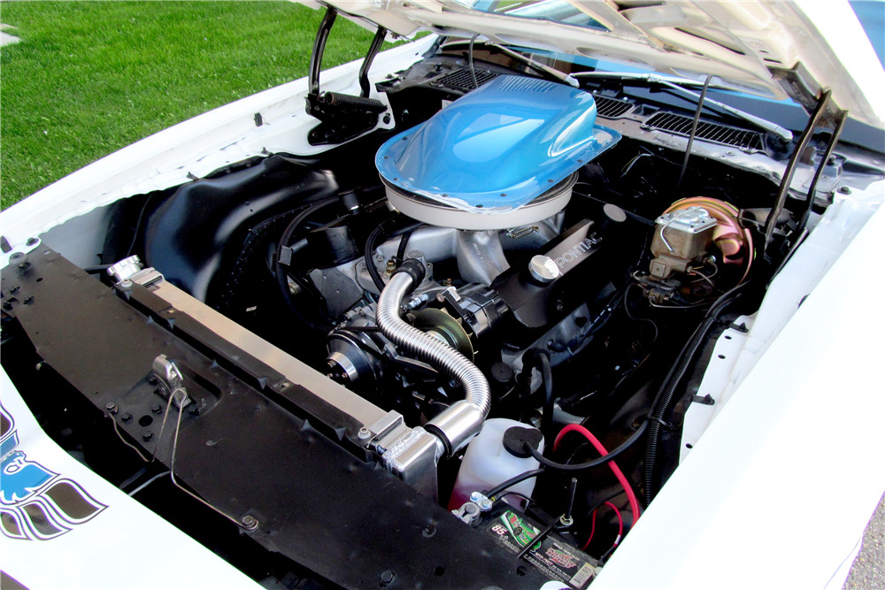 1970 PONTIAC FIREBIRD TRANS AM CUSTOM COUPE - Engine - 204692