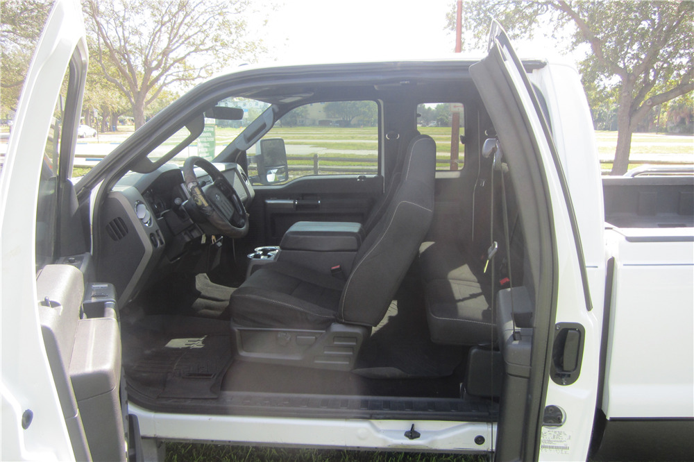 2008 FORD F-250  - Interior - 205829