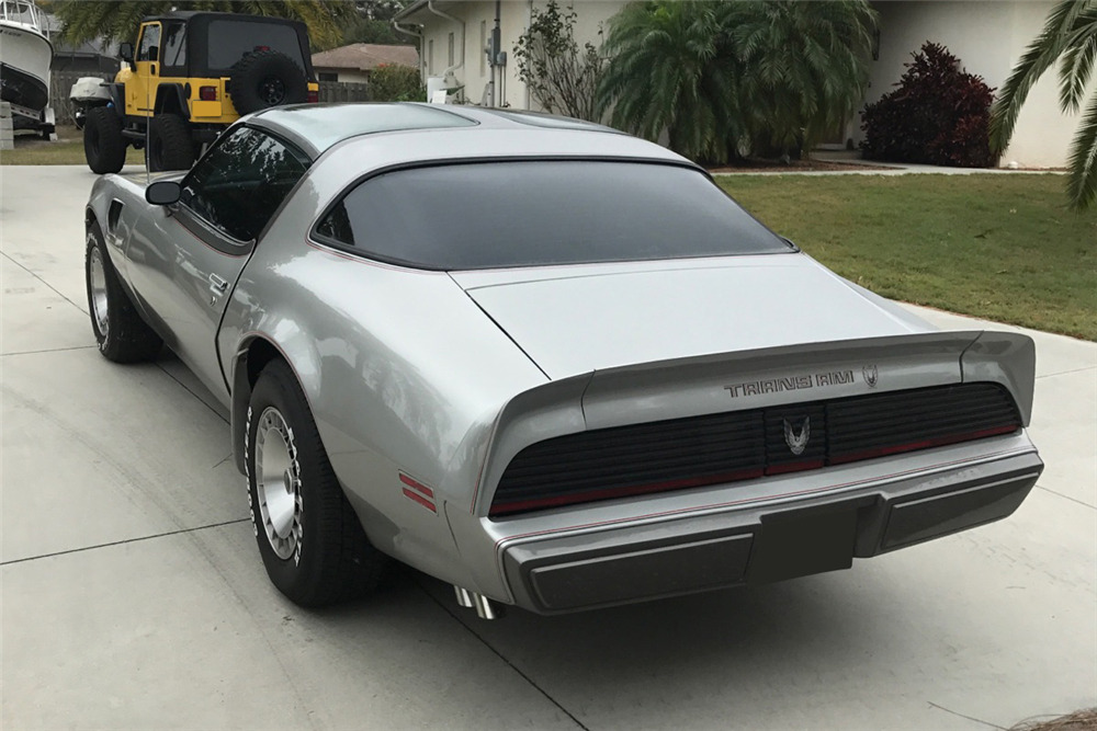 1979 PONTIAC FIREBIRD TRANS AM 10TH ANNIVERSARY EDITION - Rear 3/4 - 205955