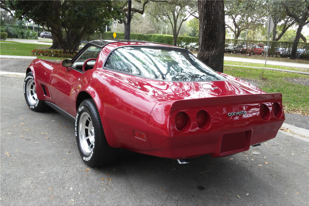 1980 CHEVROLET CORVETTE 350/290 - Rear 3/4 - 206087