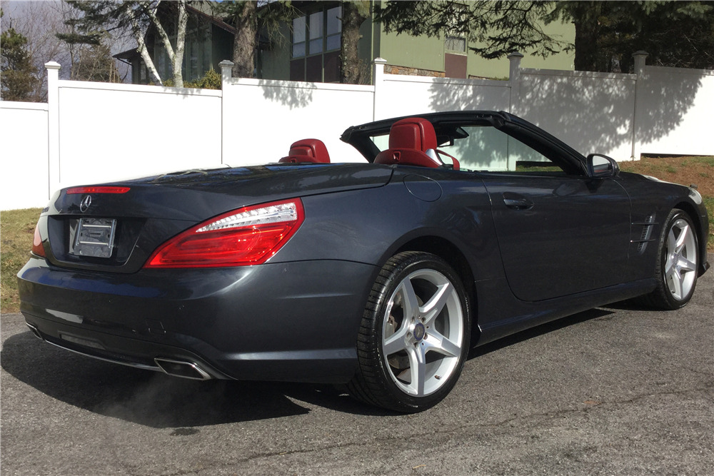 2015 MERCEDES-BENZ SL400 CONVERTIBLE - Rear 3/4 - 206148