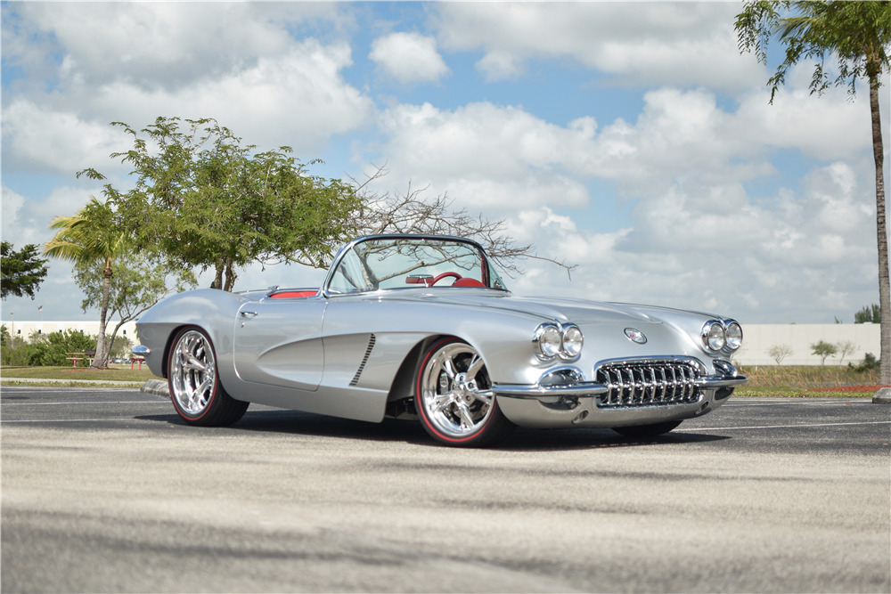 1962 CHEVROLET CORVETTE LS3 CUSTOM CONVERTIBLE - Front 3/4 - 206467