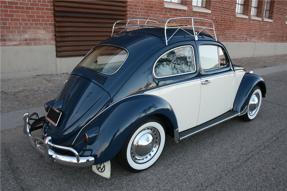 1960 VOLKSWAGEN BEETLE RAGTOP SEDAN - Rear 3/4 - 206483