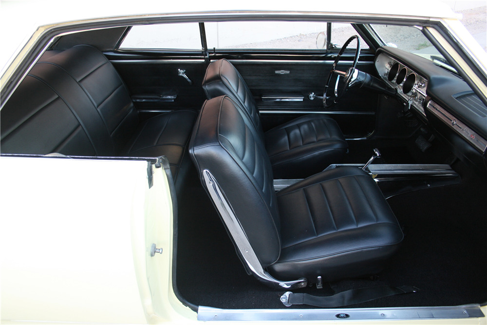 1965 CHEVROLET CHEVELLE SS  - Interior - 206601