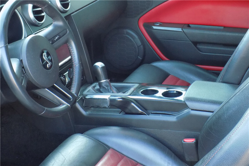 2007 SHELBY GT500 FASTBACK - Interior - 206986