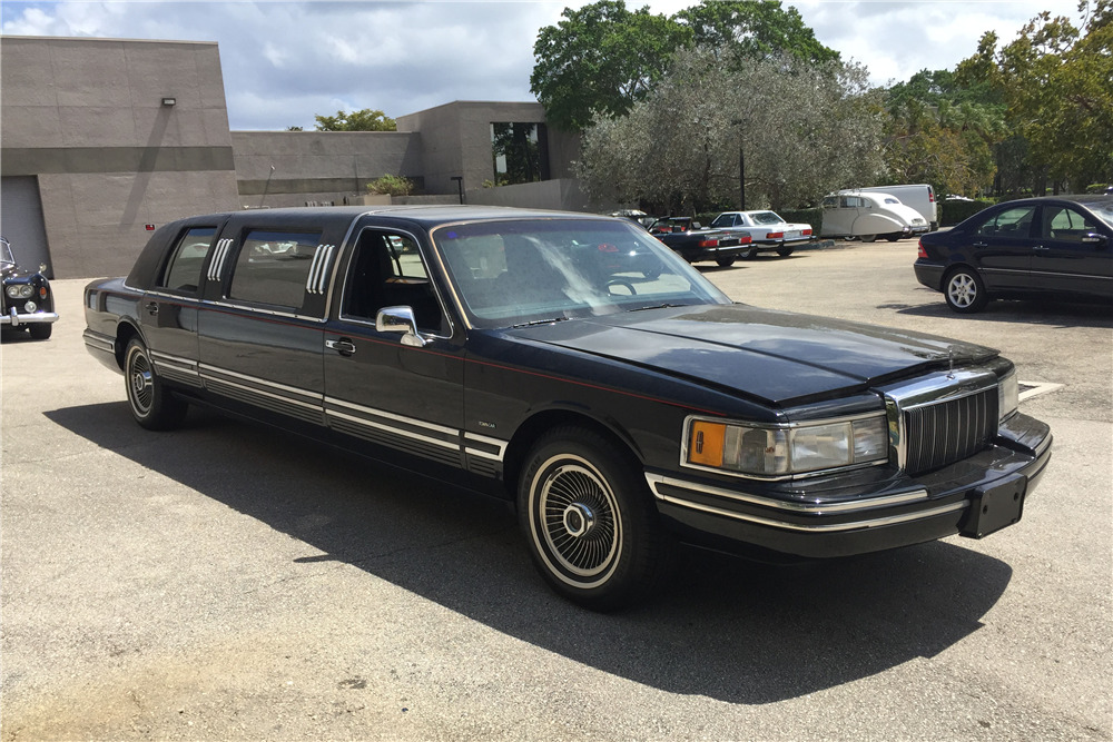 1992 Lincoln Towncar Limo