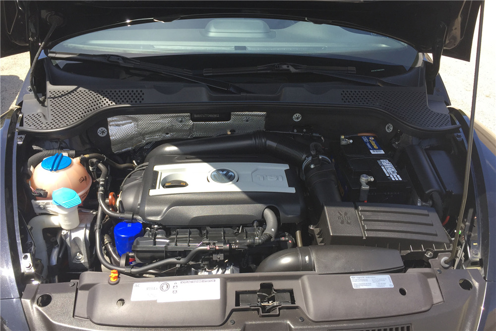 2012 VOLKSWAGEN BEETLE  - Engine - 207078