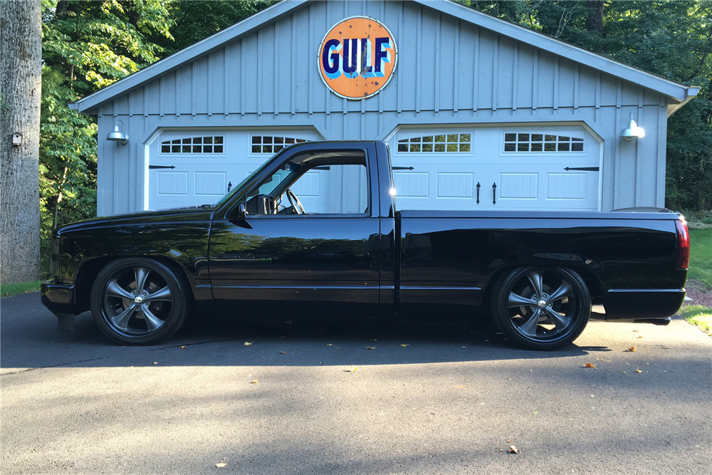 1991 CHEVROLET C1500 CUSTOM PICKUP - Side Profile - 207709