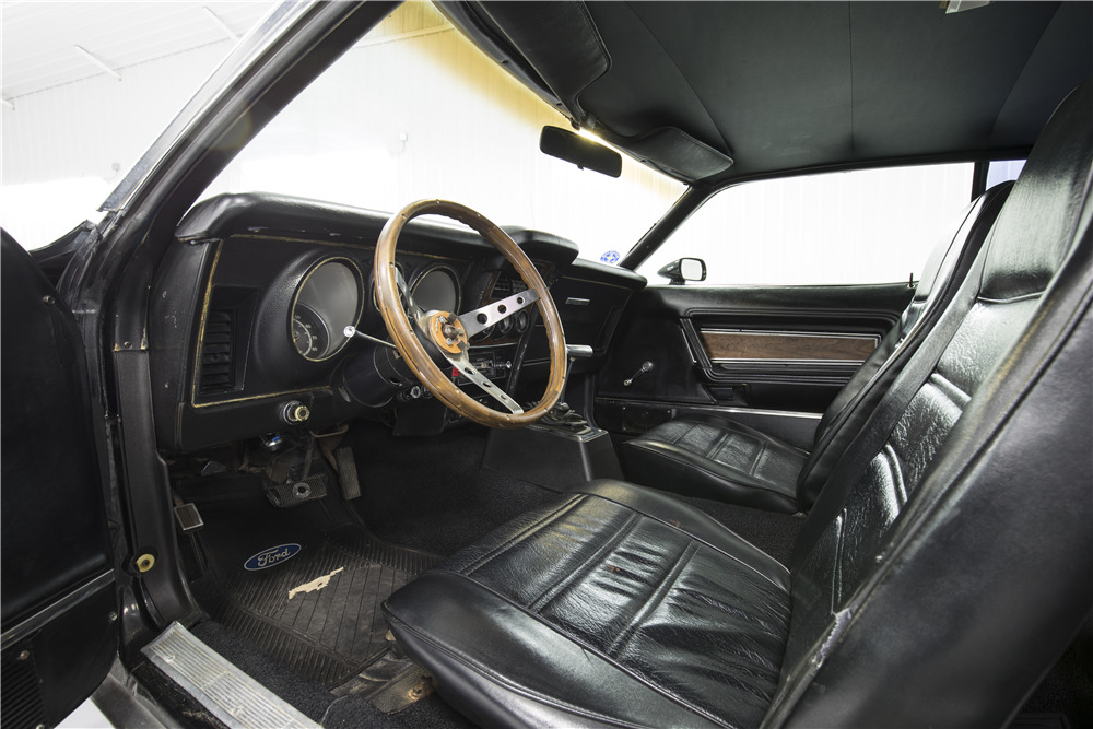 1972 FORD MUSTANG MACH 1  - Interior - 207764