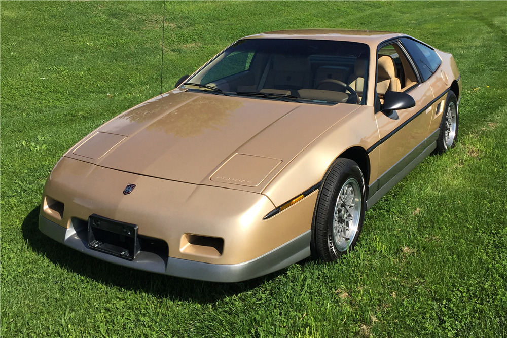 1987 PONTIAC FIERO GT  - Front 3/4 - 207897