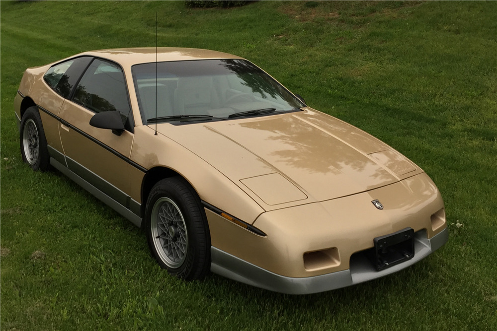 1987 PONTIAC FIERO GT  - Side Profile - 207897
