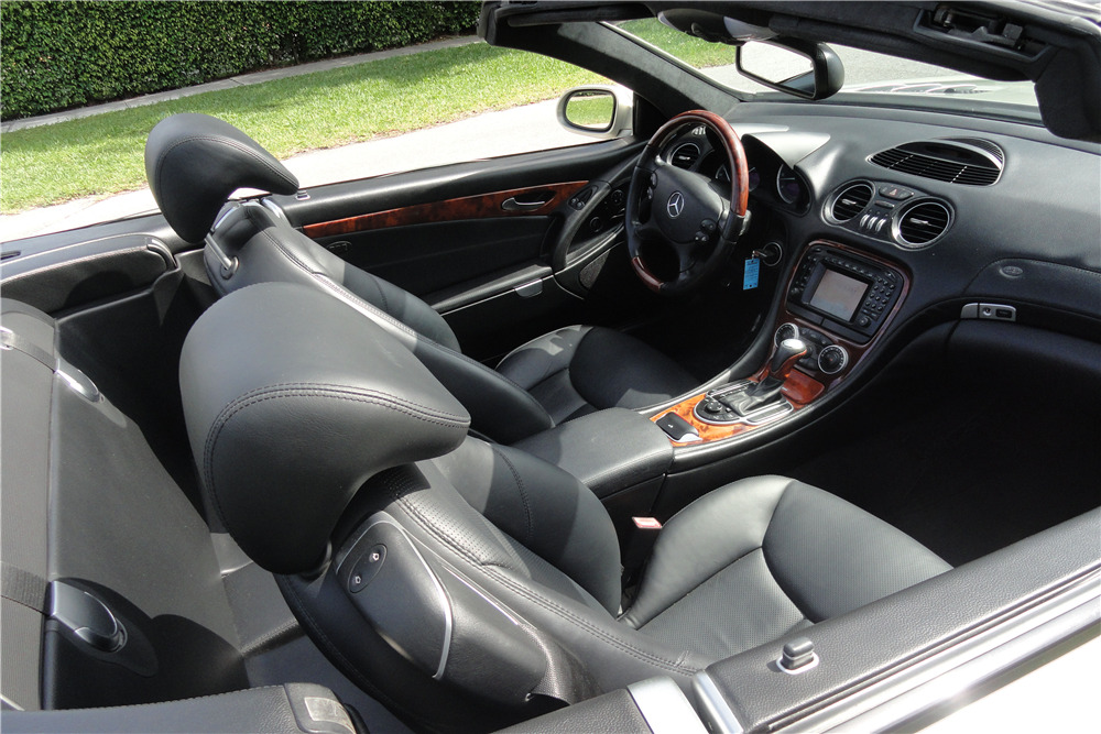 2003 MERCEDES-BENZ SL500 ROADSTER - Interior - 207931